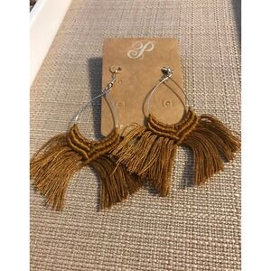 Plunder Mocha Earrings